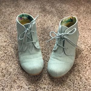 Qupid size 6M ladies booties